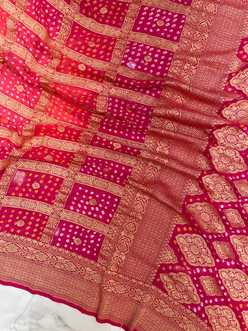 Dual Shade Pure Georgette Banarasi Bandhej Handloom Saree - The Handlooms