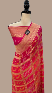 Dual Shade Pure Georgette Banarasi Bandhej Handloom Saree - The Handlooms