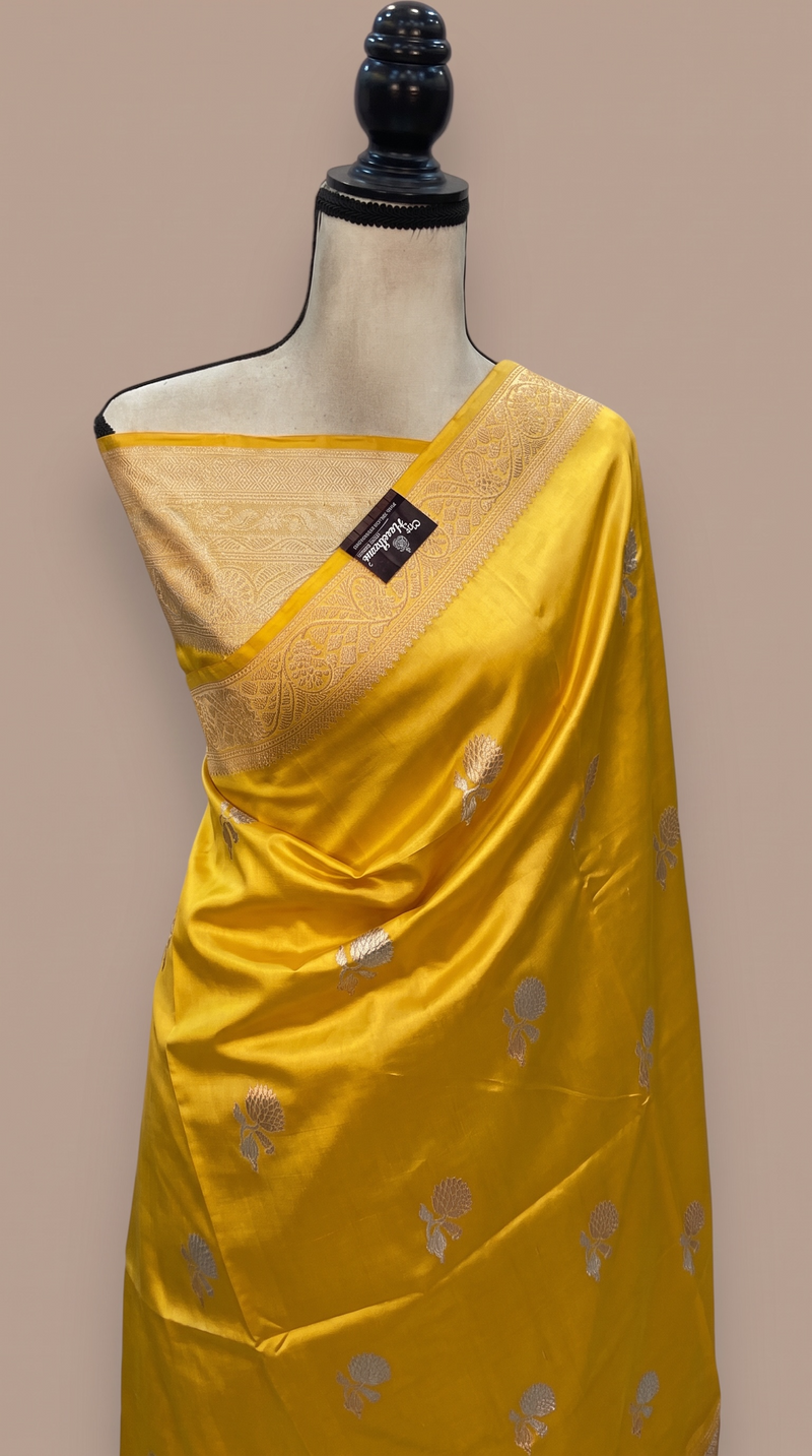 Pure Katan Silk Banarasi Handloom Saree - All Over Kadua Motifs