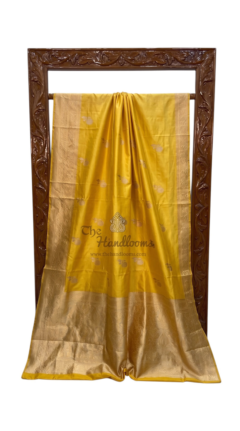 Pure Katan Silk Banarasi Handloom Saree - All Over Kadua Motifs