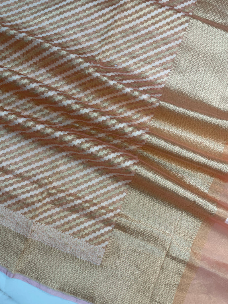 Pure Tissue Reshmi Zari Banarasi Brocade Handloom Dupatta - The Handlooms