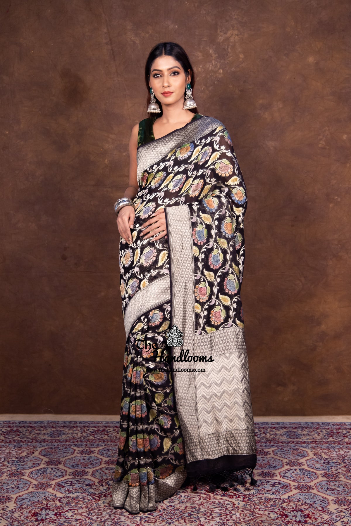 Pure Handwoven Kaddi Georgette Saree with Water Zari Jaal Weaving – Silk Mark Certified