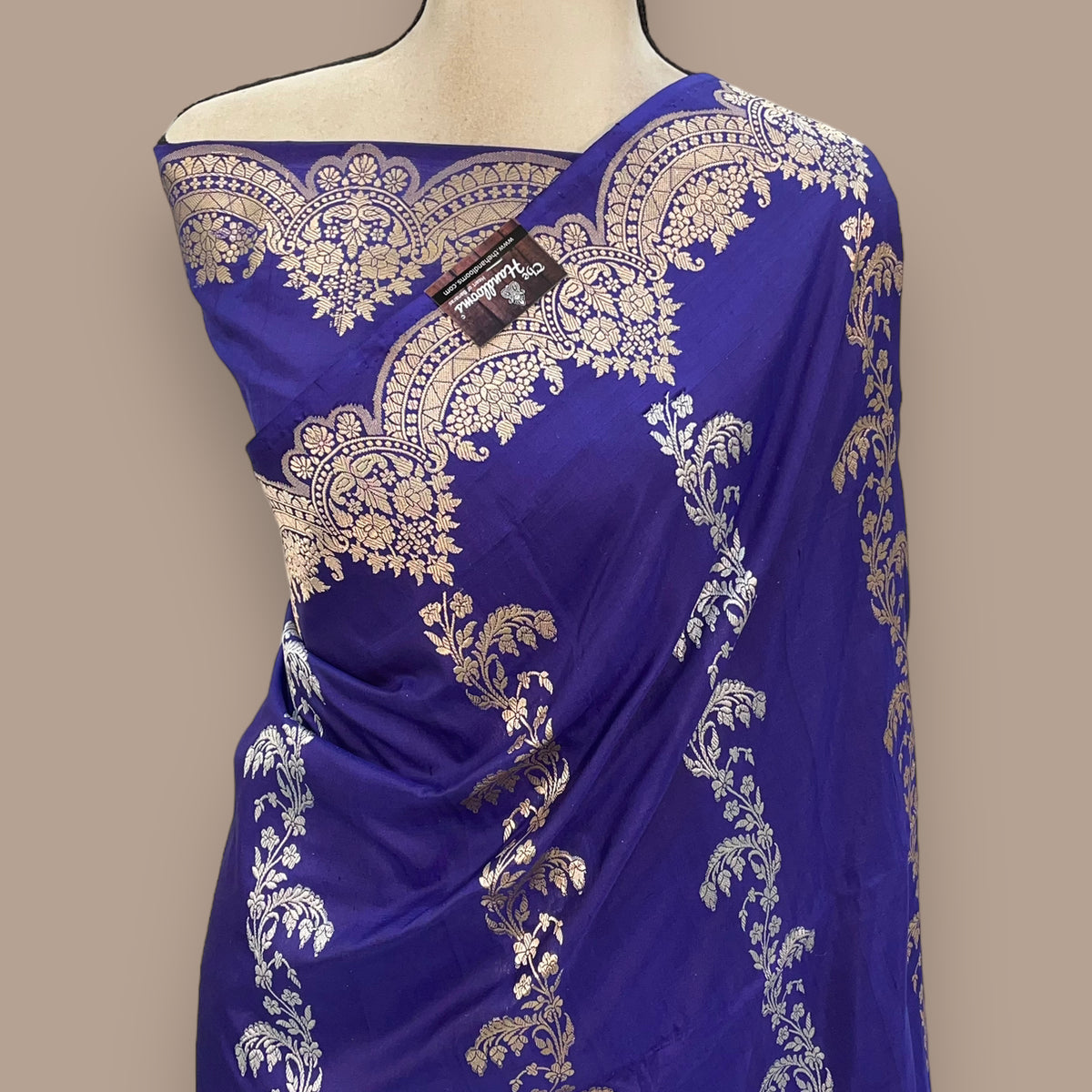 Pure Katan Silk Banarasi Handloom Saree - All Over Boota With Zardosi Handwork