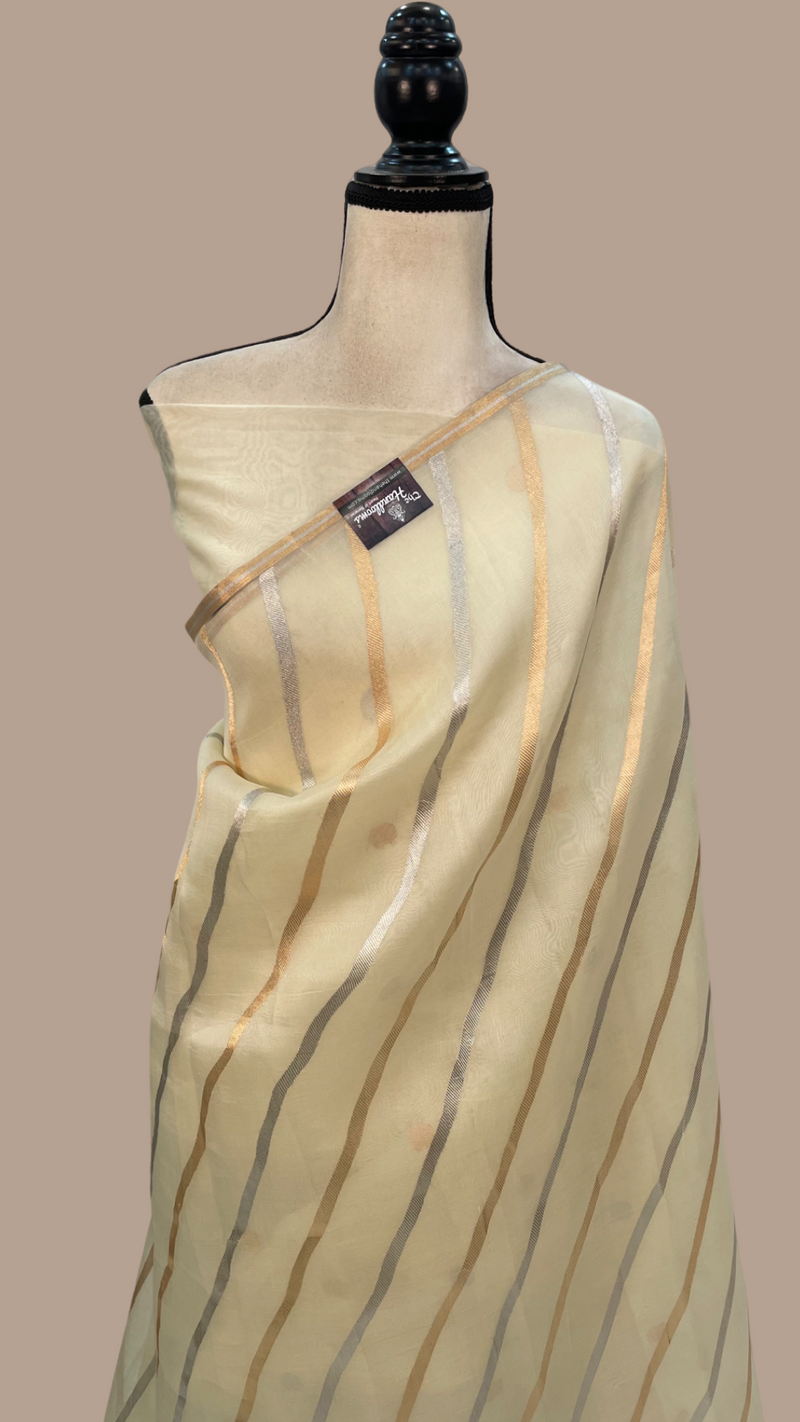 Off-white Pure Kora Handloom Banarasi Saree - The Handlooms