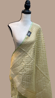 Pure Tissue Reshmi Zari Banarasi Brocade Handloom Dupatta - The Handlooms