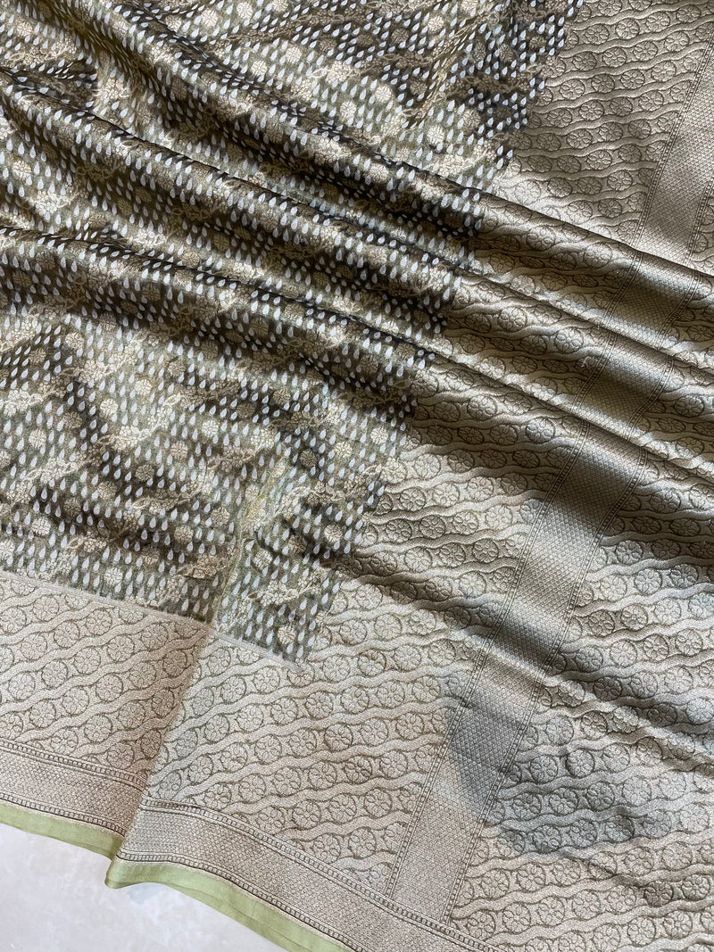 Pure Tissue Reshmi zari Banarasi Saree - The Handlooms