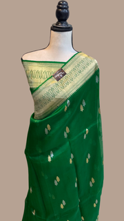 Pure Kora Handloom Banarasi Saree - Sona Roopa Alfi Kadua Booti - The Handlooms