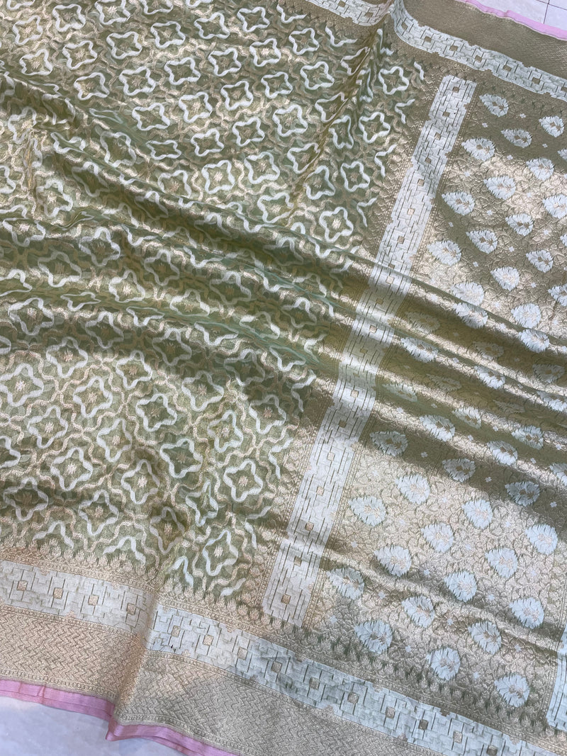 Pure Tissue Reshmi Zari Banarasi Brocade Handloom Saree - The Handlooms