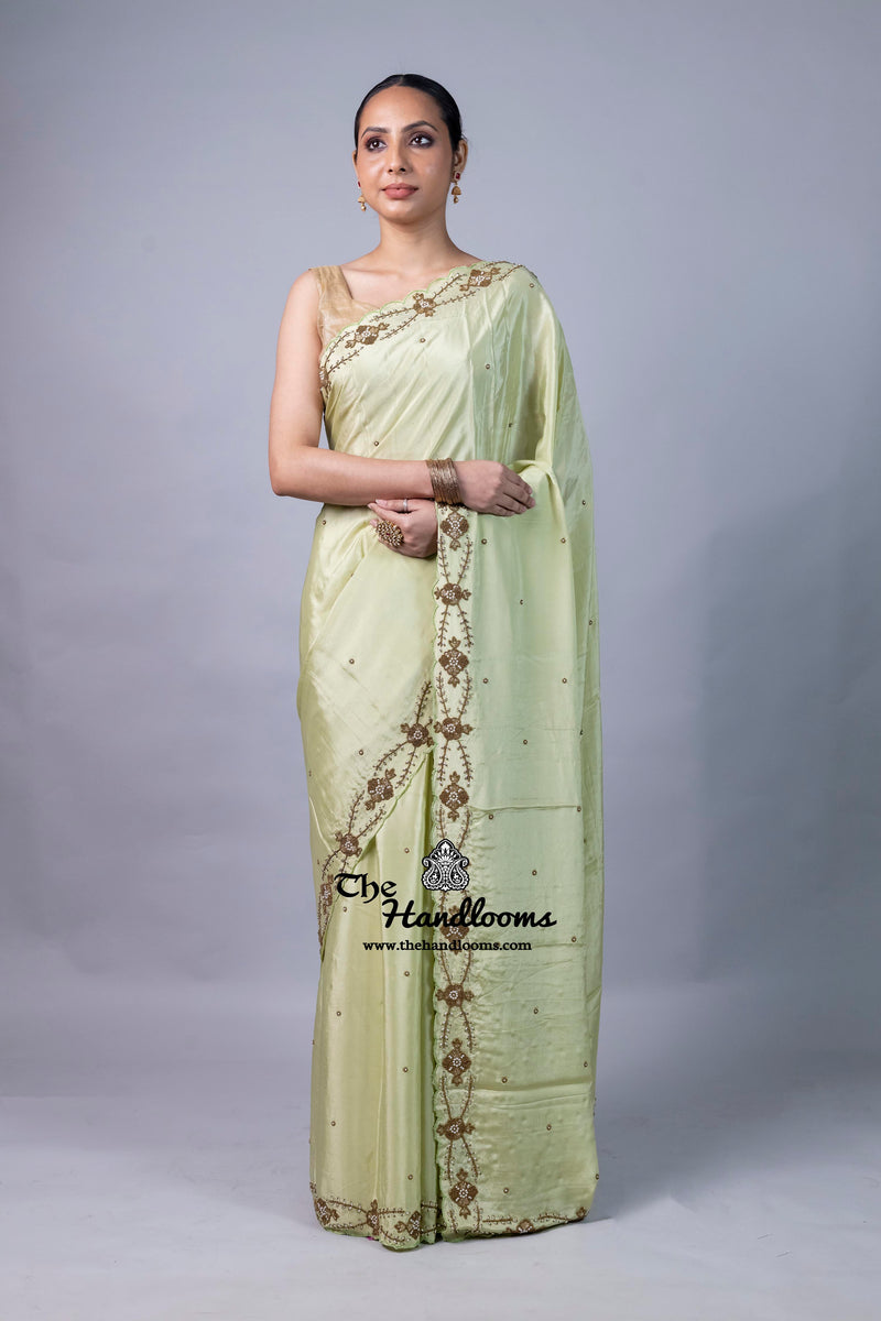 Pure Crepe Silk Handloom Banarasi Saree with Handwork