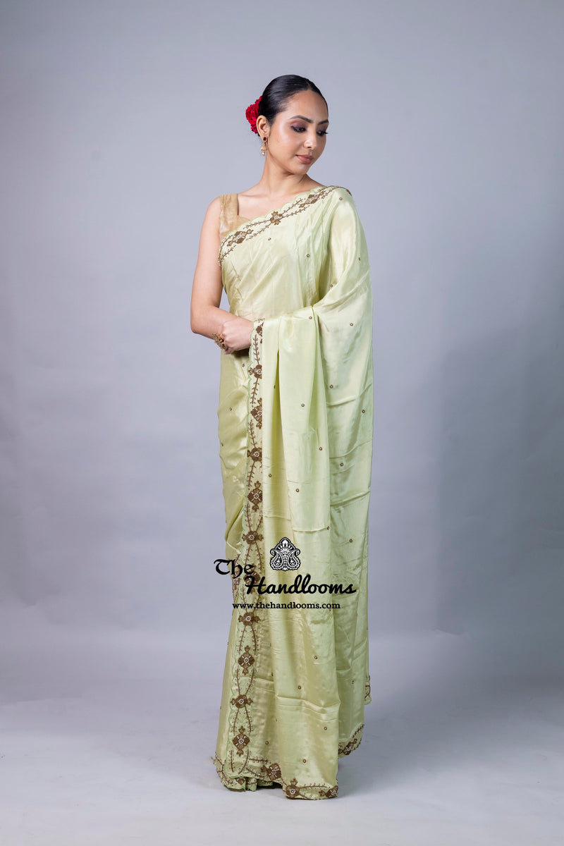 Pure Crepe Silk Handloom Banarasi Saree with Handwork