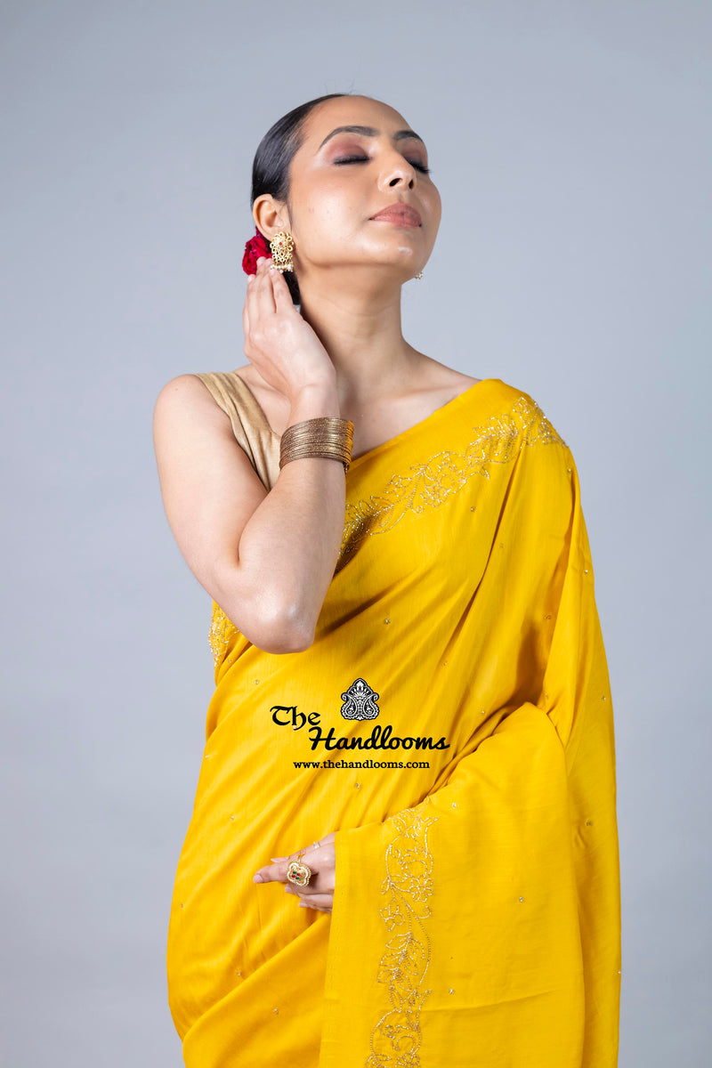 Pure Moonga Silk Handloom Banarasi Saree With Handwork