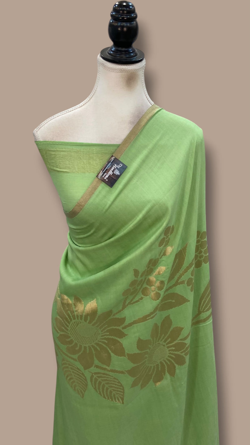 Pure Moonga Georgette Handloom Banarasi Saree