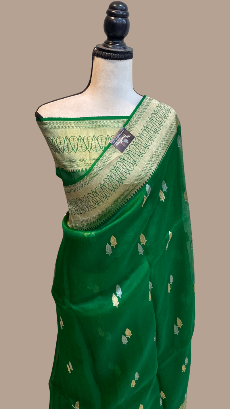 Pure Kora Handloom Banarasi Saree - Sona Roopa Alfi Kadua Booti - The Handlooms