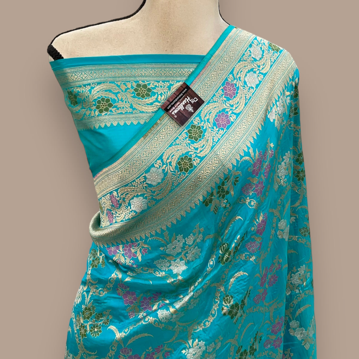 Pure Katan Silk Banarasi Handloom Saree - All over kadiyal Jaal work With Meenakari