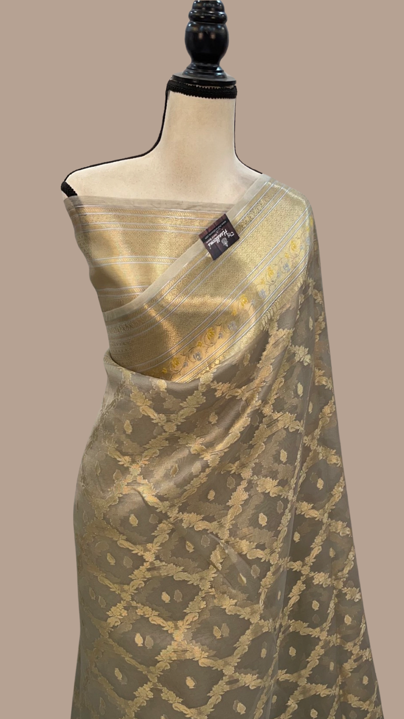 Pure Kora Handloom Banarasi Saree - The Handlooms