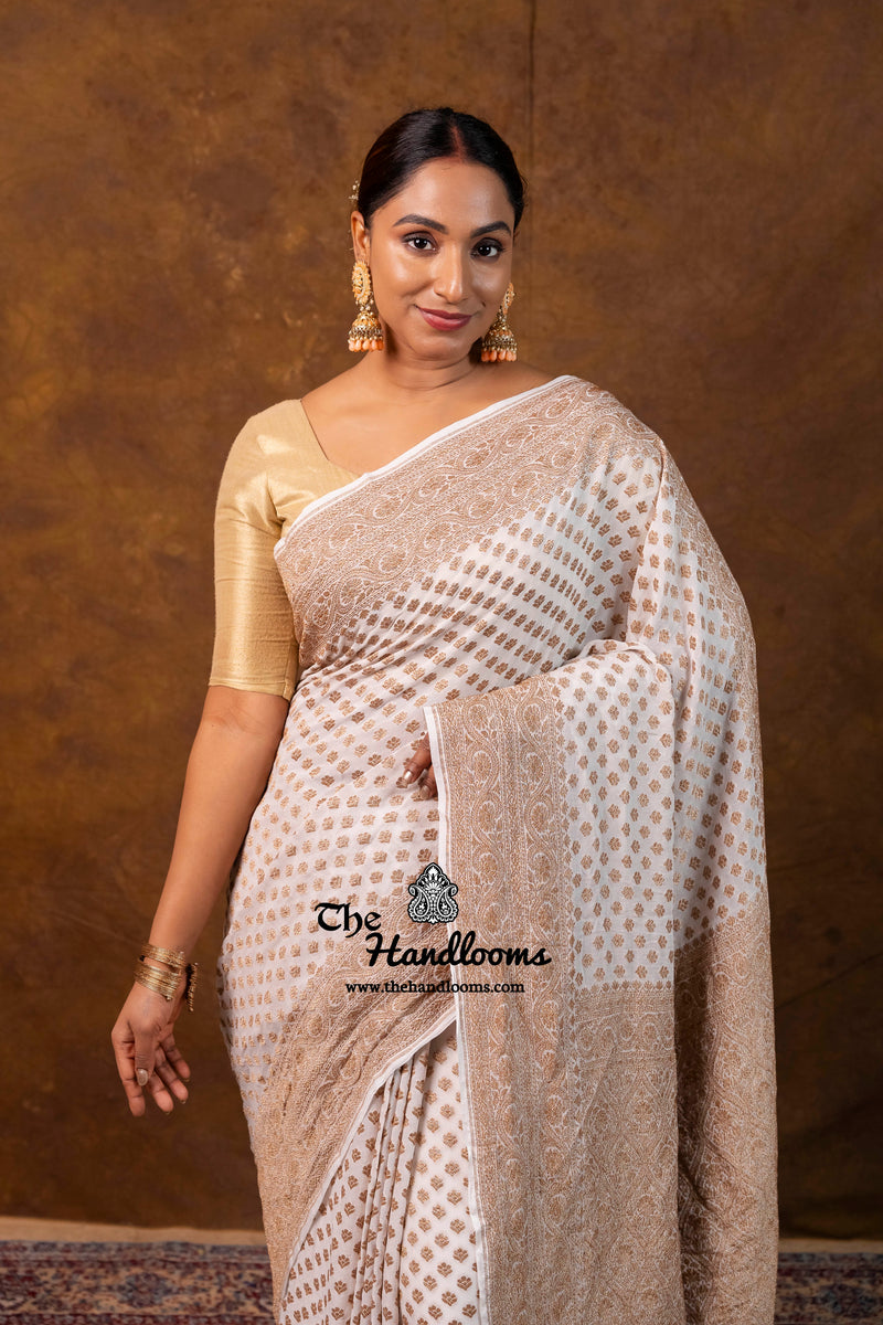 White Pure Khaddi Georgette Handloom Banarasi Saree - Antique Zari