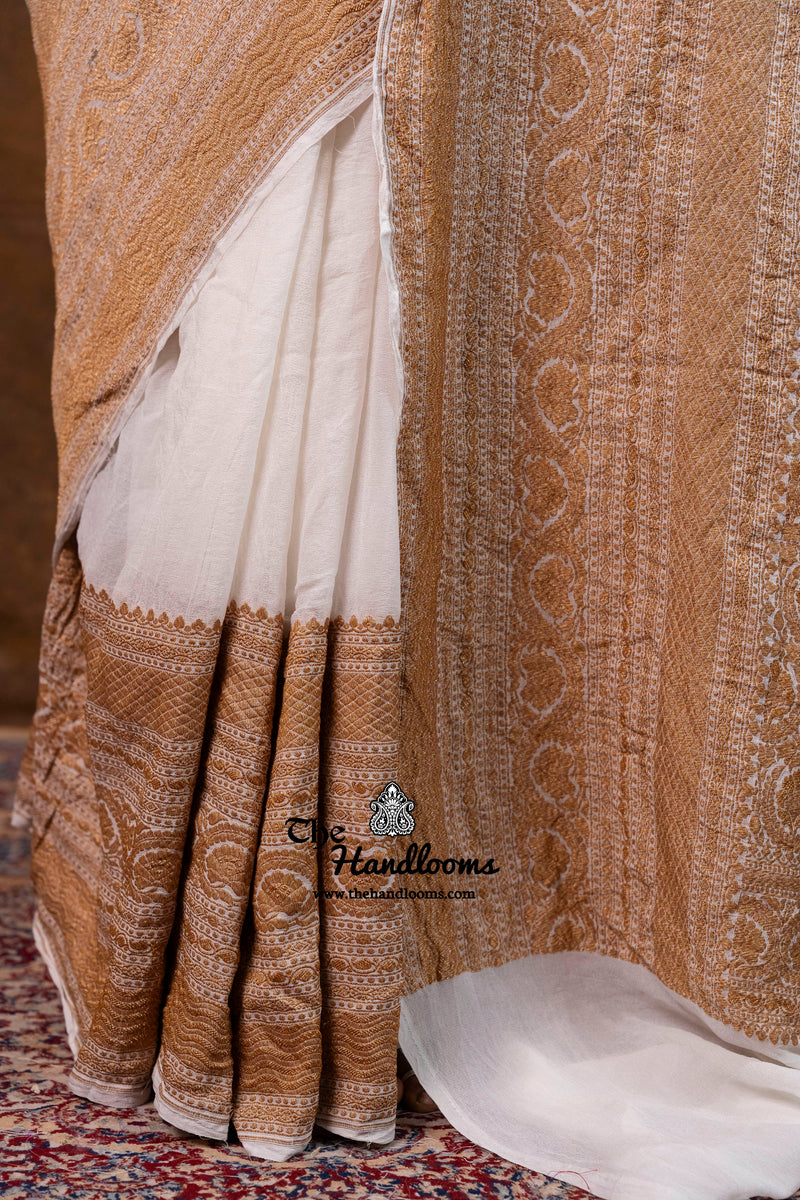 White Pure Khaddi Georgette Handloom Banarasi Saree - Antique Zari
