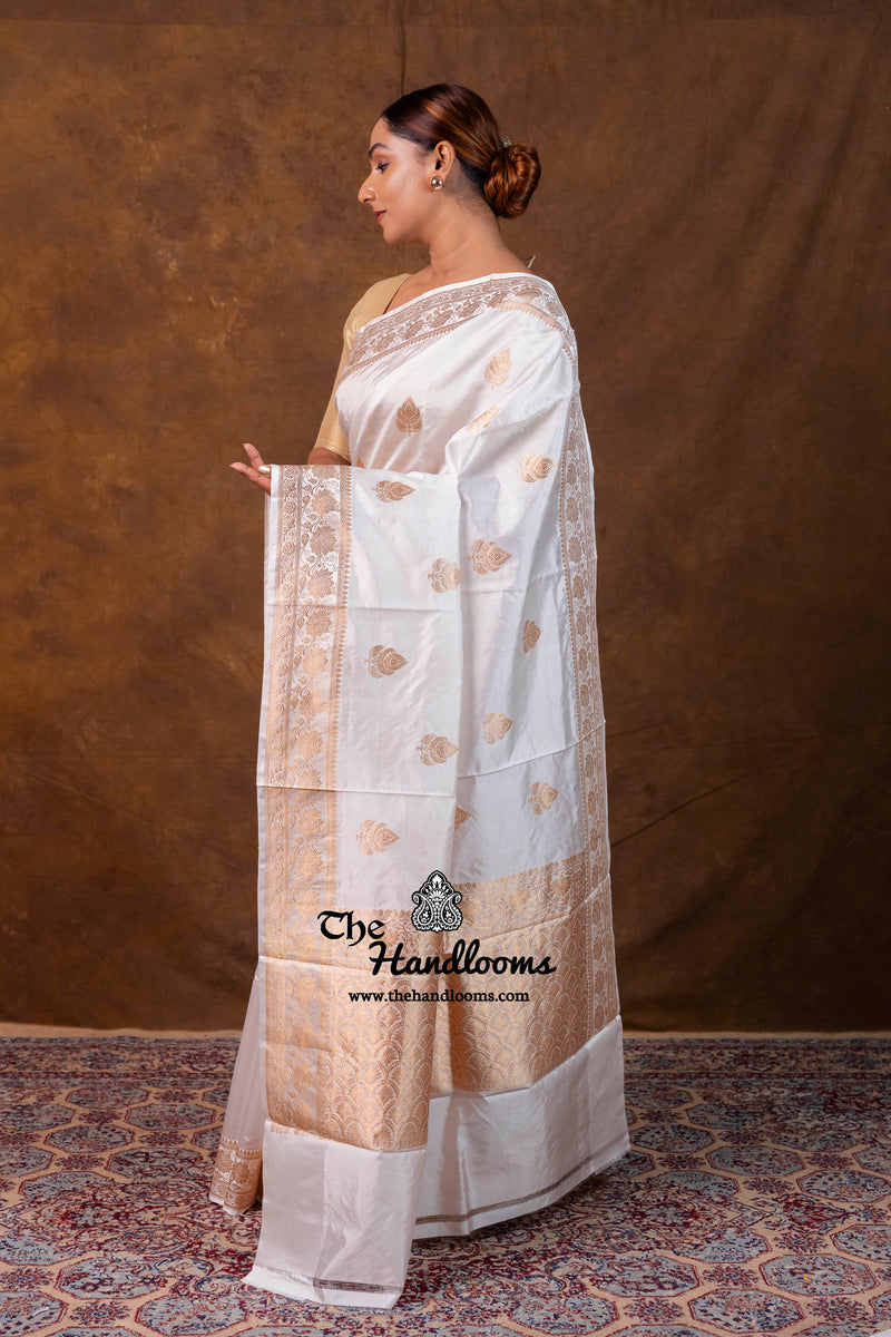 White Pure Katan Silk Banarasi Handloom Saree - All Over Kadua Boota