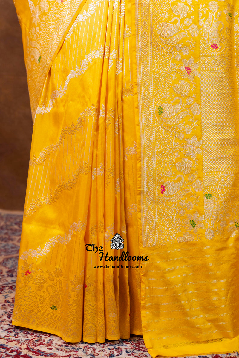 Yellow Pure Katan Silk Banarasi Handloom Saree - All Over Kadiyal Stripe