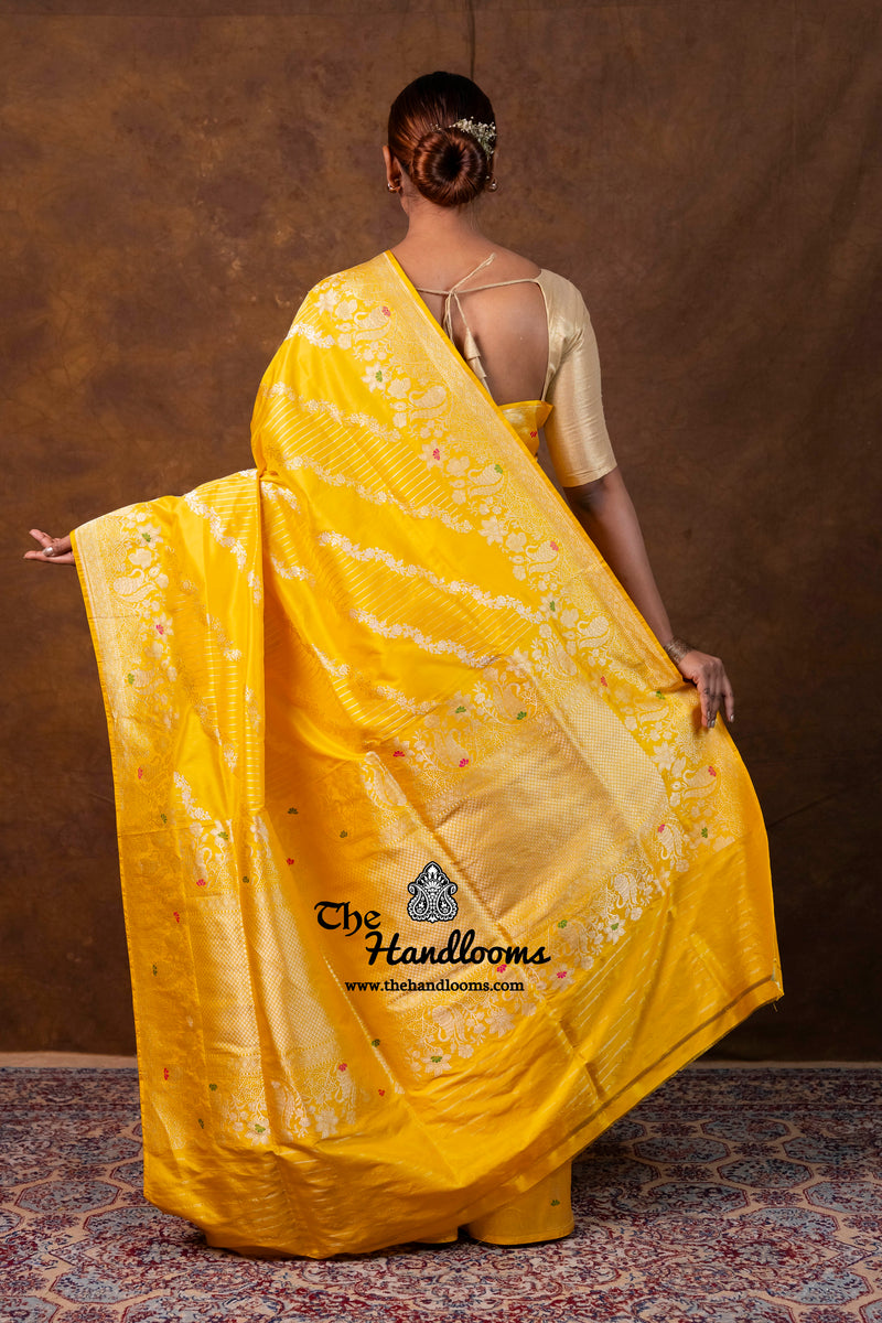 Yellow Pure Katan Silk Banarasi Handloom Saree - All Over Kadiyal Stripe