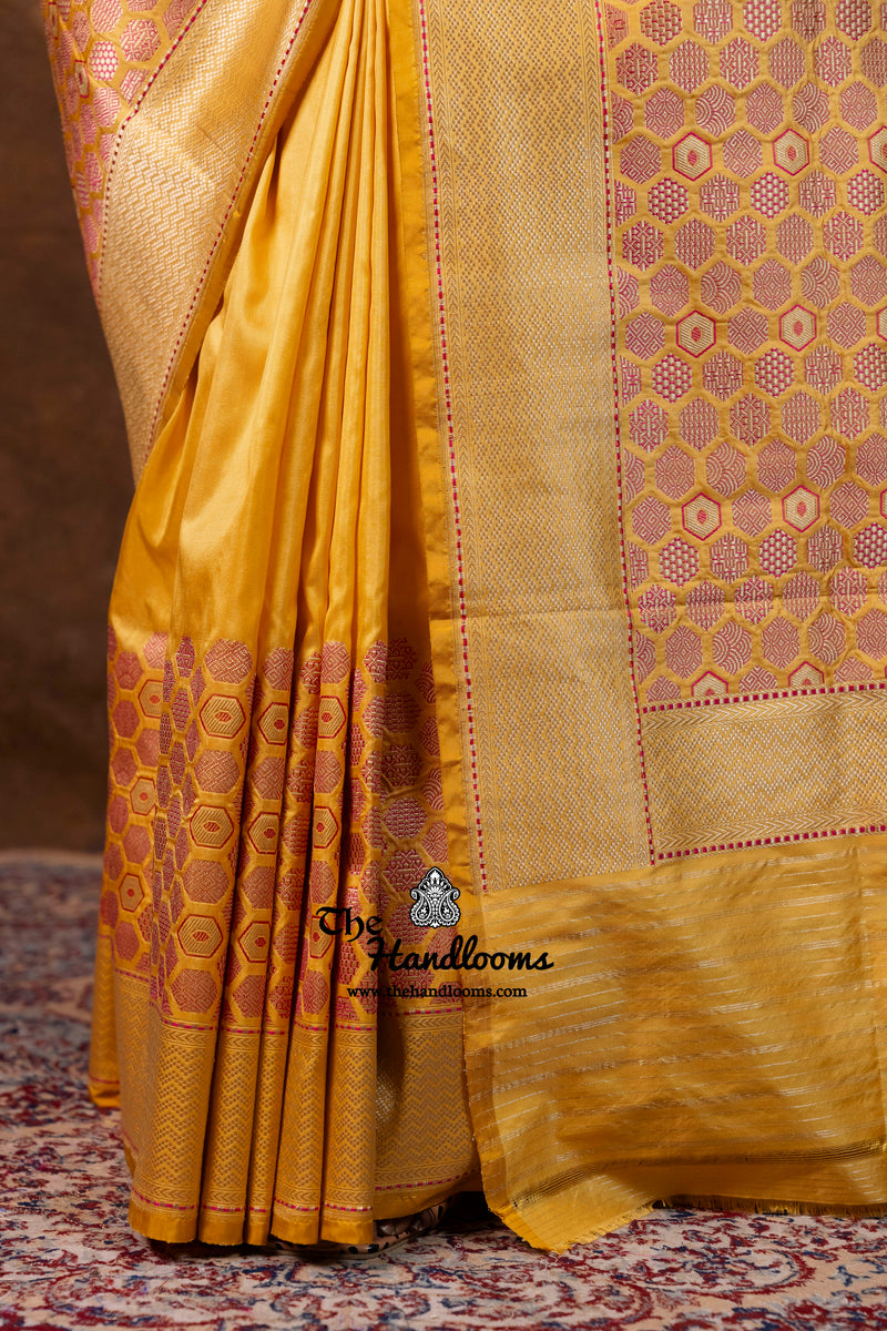 Pure Katan Silk Banarasi Handloom Saree - All Over Kadiyal Border
