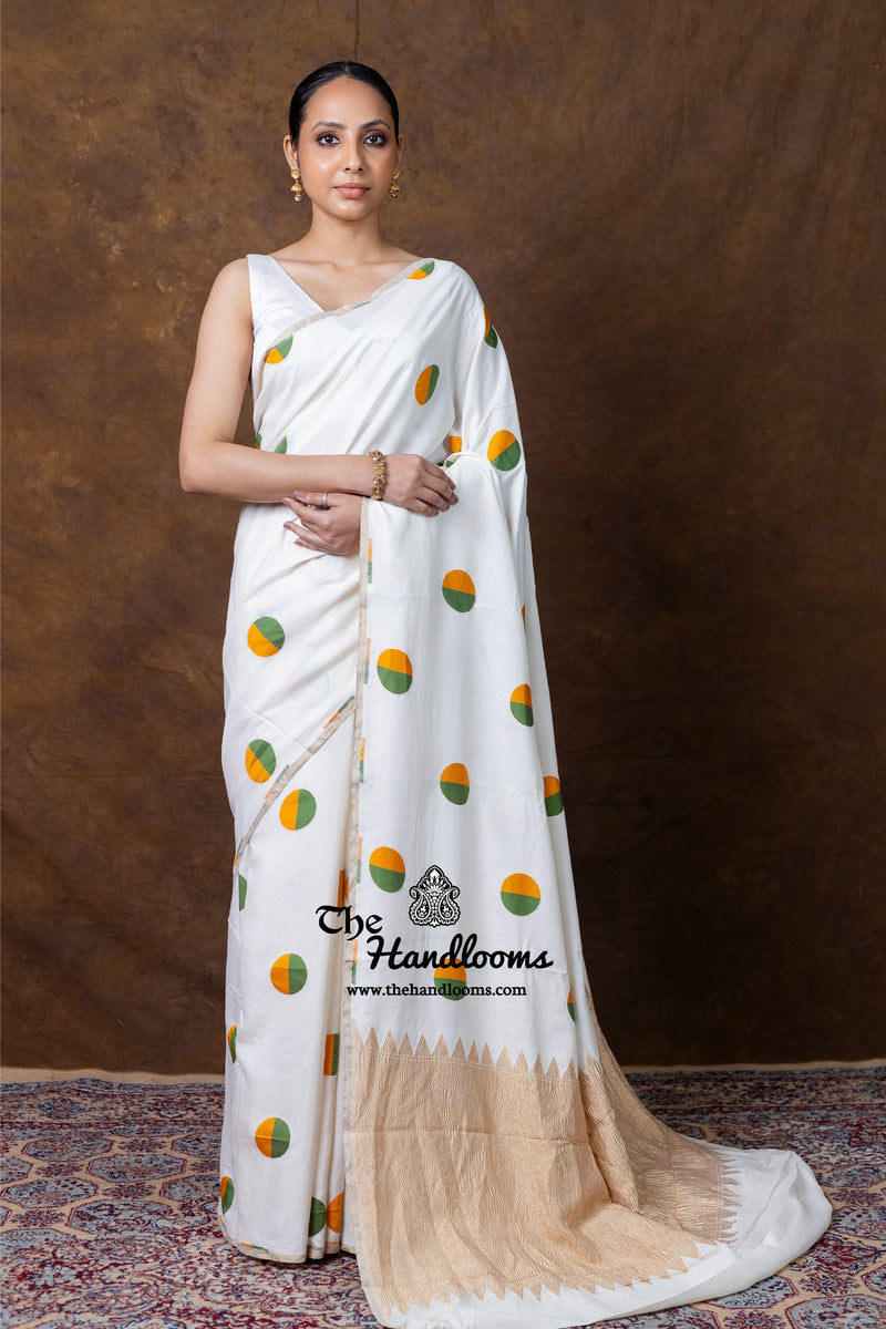 Pure Satan Silk Banarasi Handloom Saree - All Over Boota