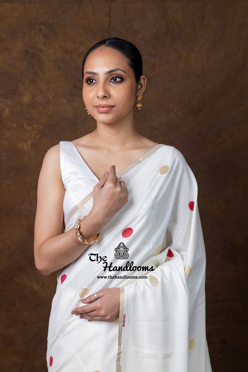 Pure Satan Katan Silk Banarasi Handloom Saree - All Over Motifs