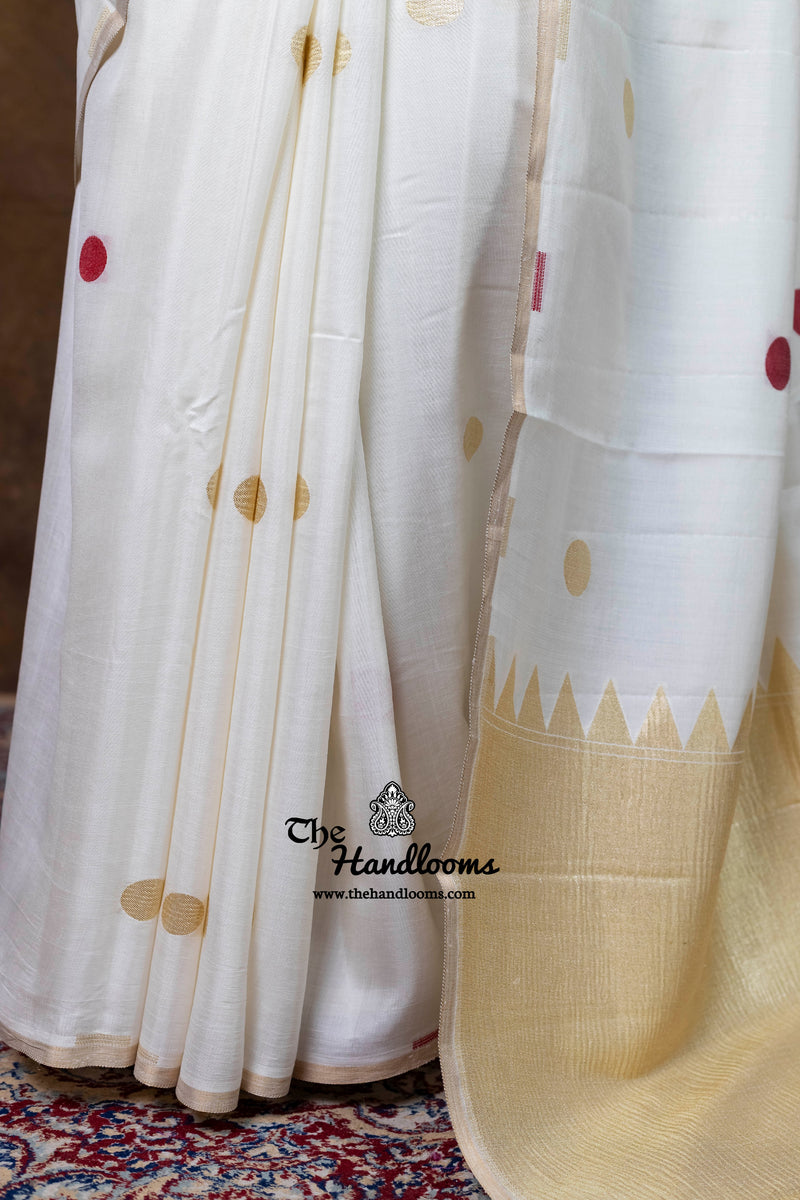 Pure Satan Katan Silk Banarasi Handloom Saree - All Over Motifs