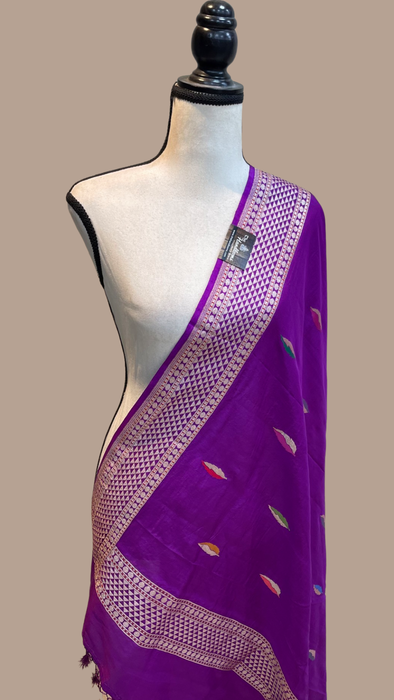 Pure Katan Silk Banarasi Dupatta - With meenakari motifs