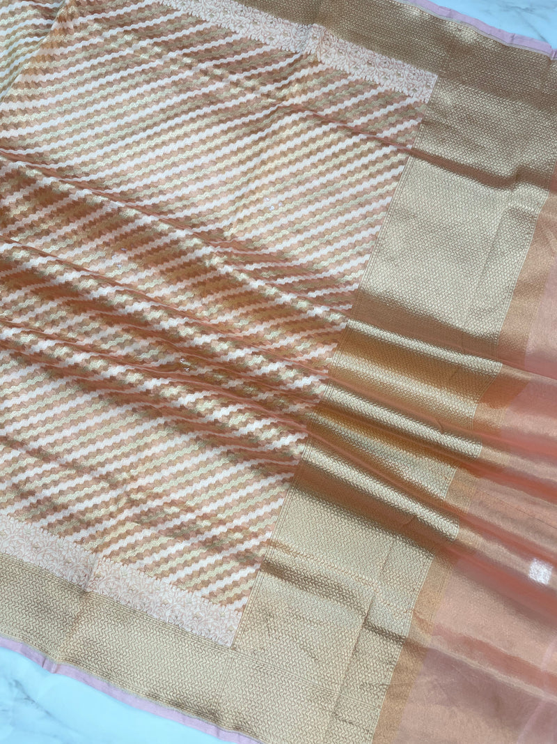 Pure Tissue Reshmi Zari Banarasi Brocade Handloom Dupatta - The Handlooms