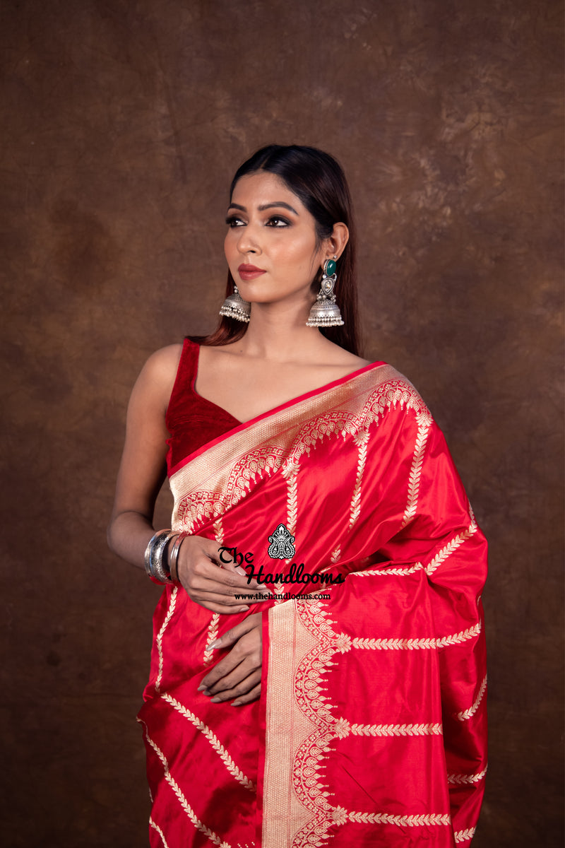 Red Pure Katan Silk Banarasi Handloom Saree - All over Kadua Stripe - The Handlooms