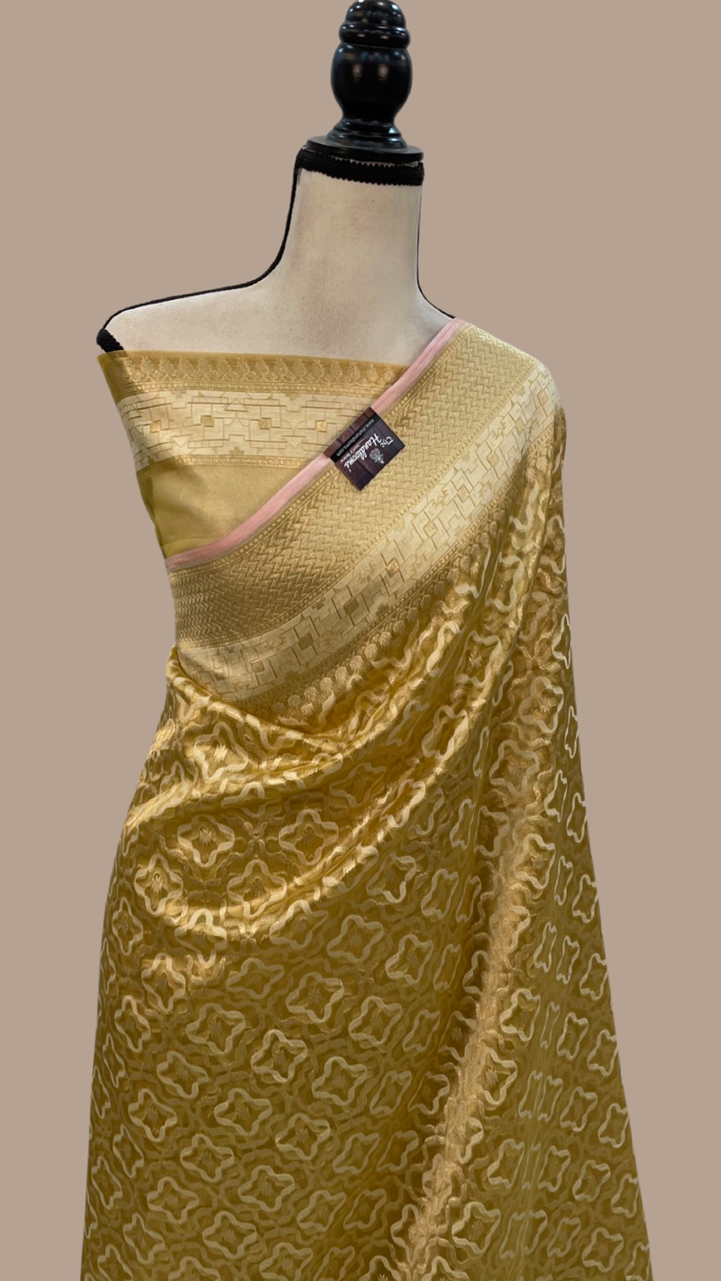 Pure Tissue Reshmi zari Banarasi Saree - The Handlooms
