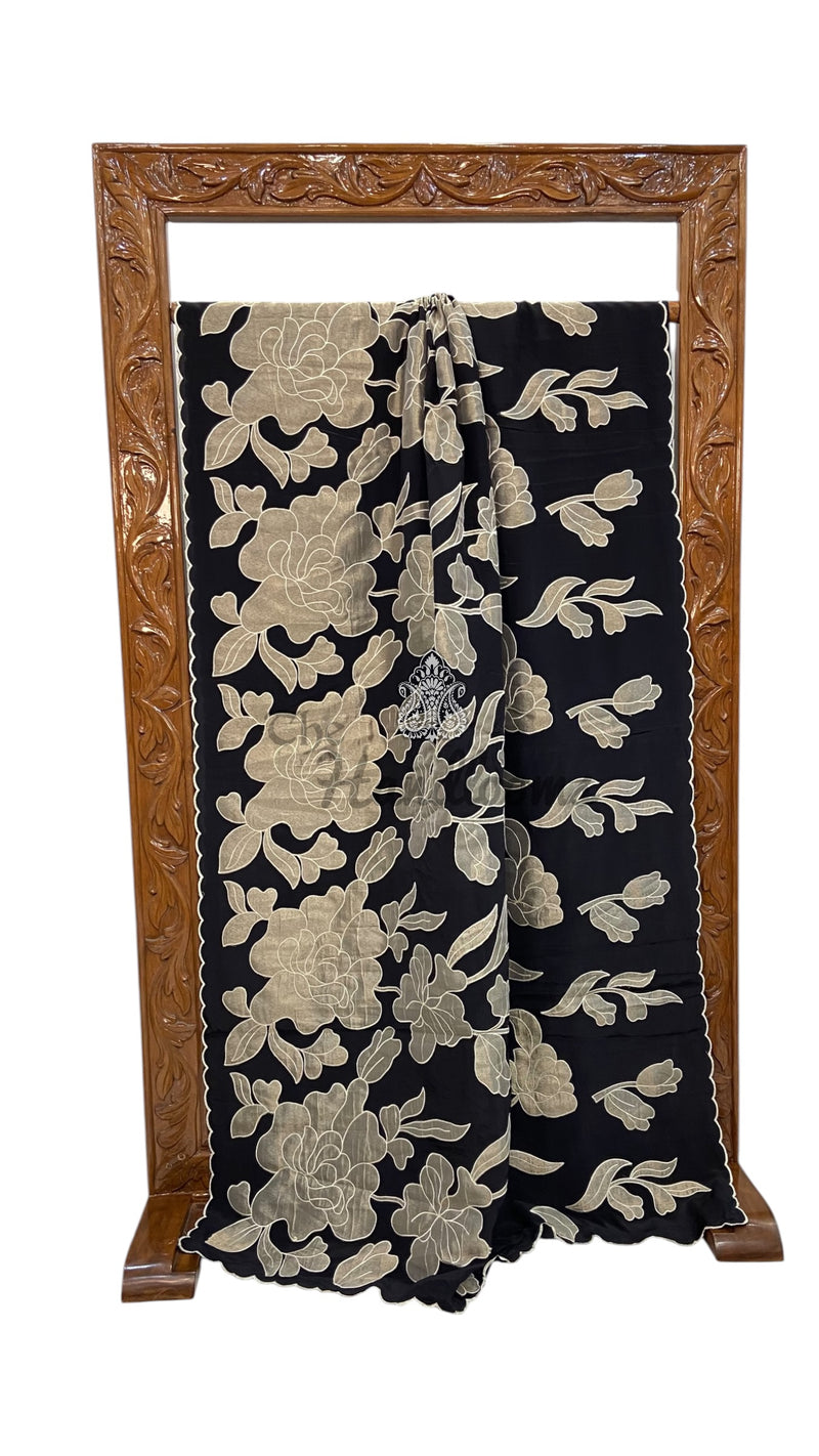 Pure Crepe Silk Handloom Banarasi Saree - Handwork