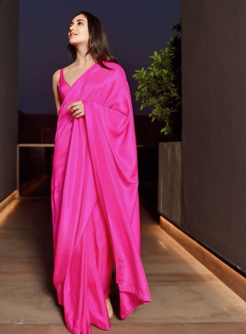 Nikita Dutta in Pink Pure Katan Silk Banarasi Handloom Saree - Plain - The Handlooms