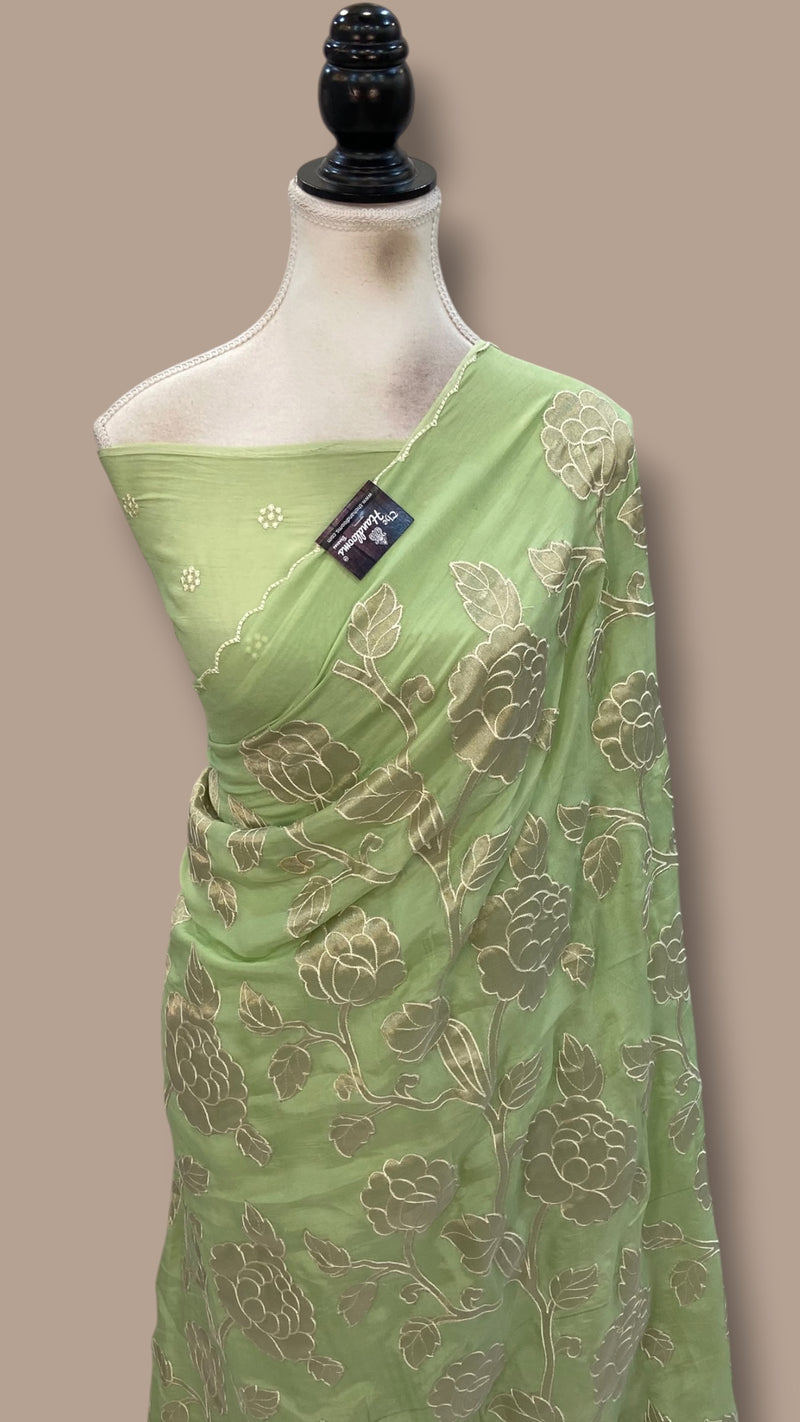 Pure Crepe Silk Handloom Banarasi Saree - Handwork