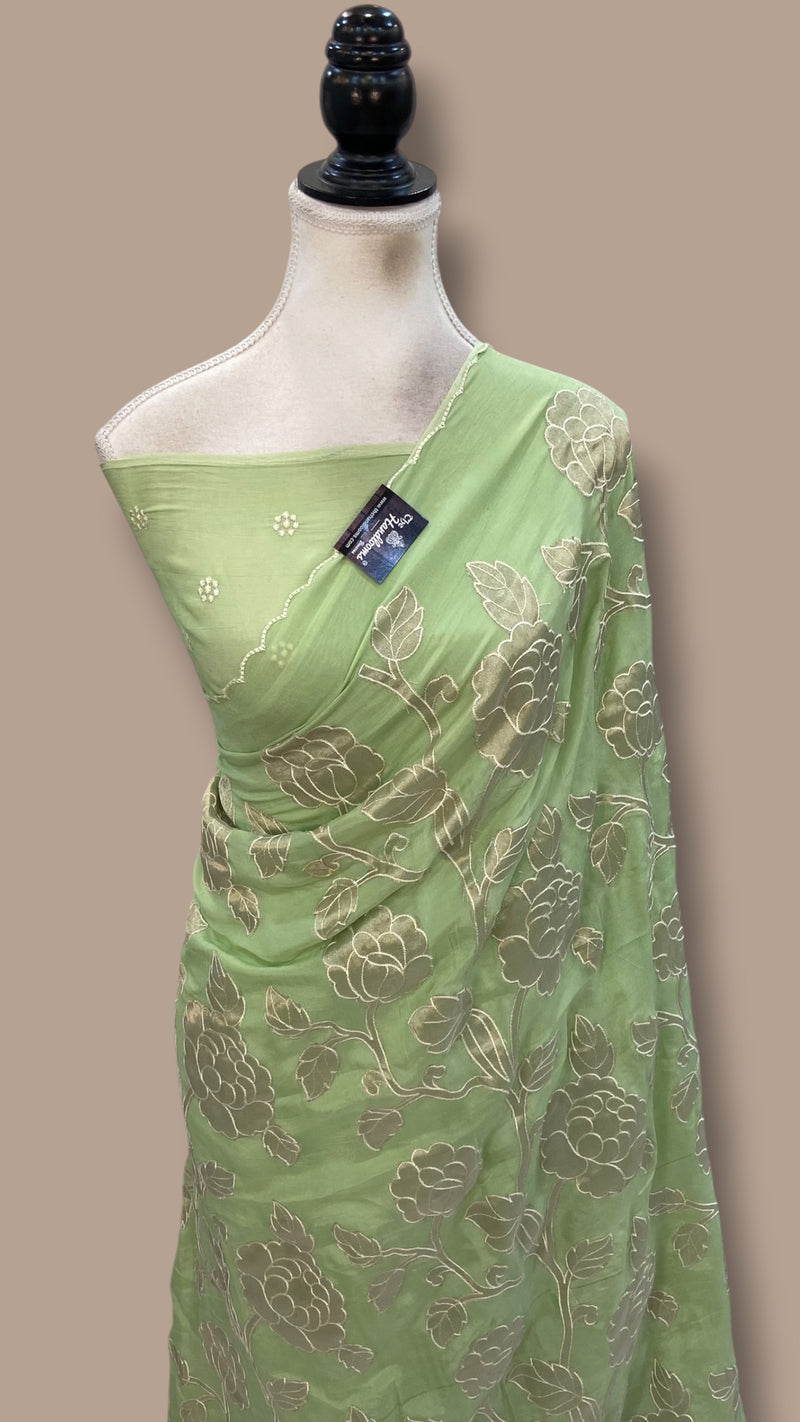 Pure Crepe Silk Handloom Banarasi Saree - Handwork