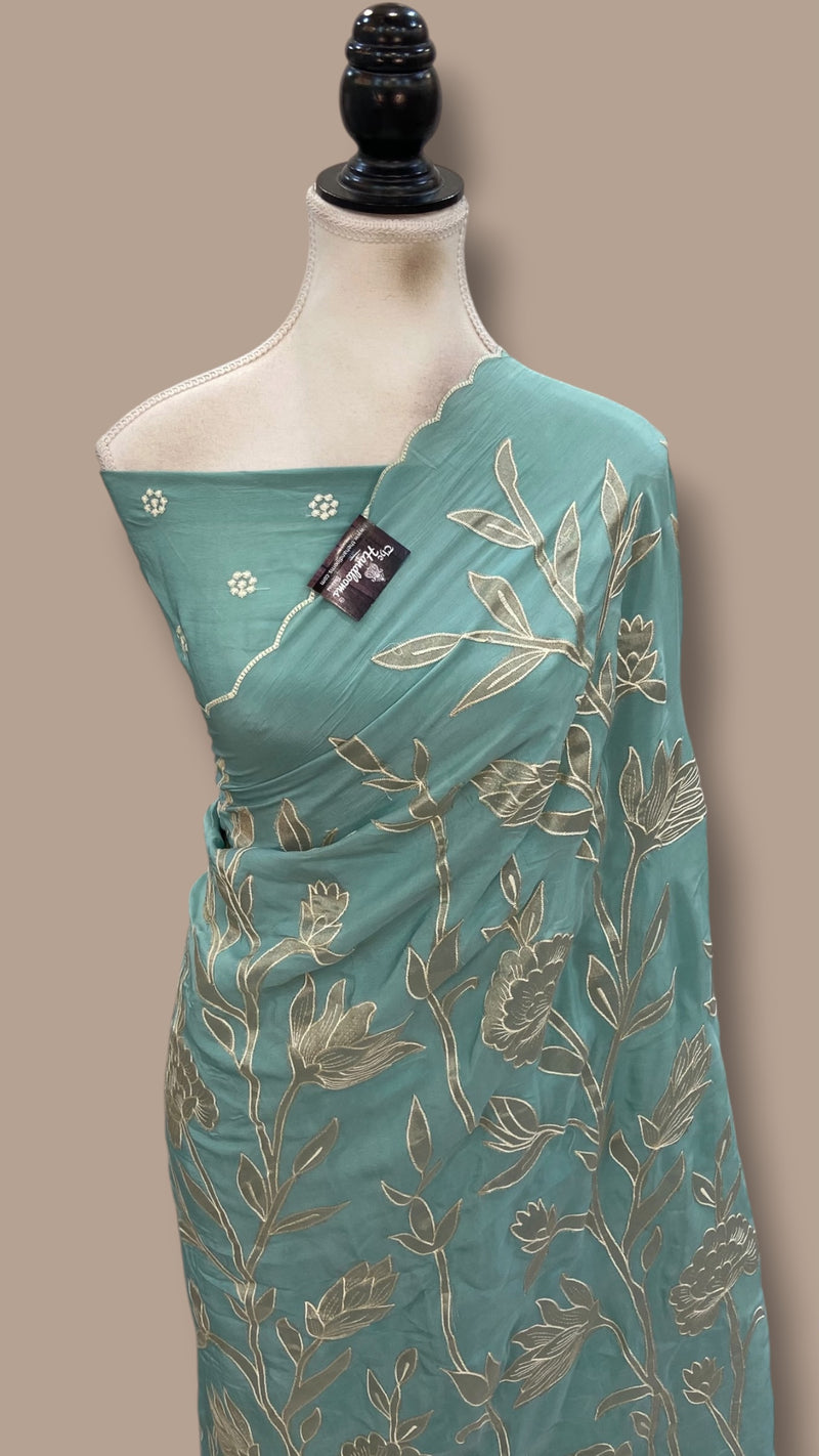 Pure Crepe Silk Handloom Banarasi Saree - Handwork