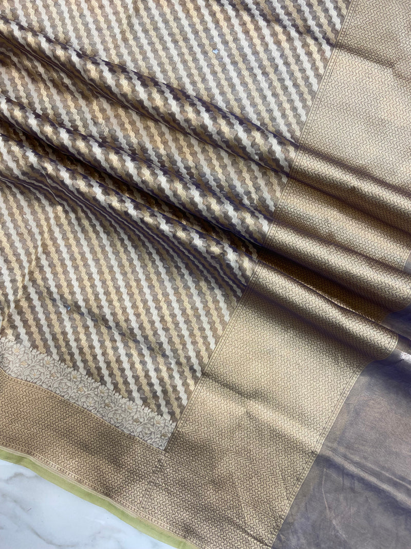 Pure Tissue Reshmi Zari Banarasi Brocade Handloom Dupatta - The Handlooms