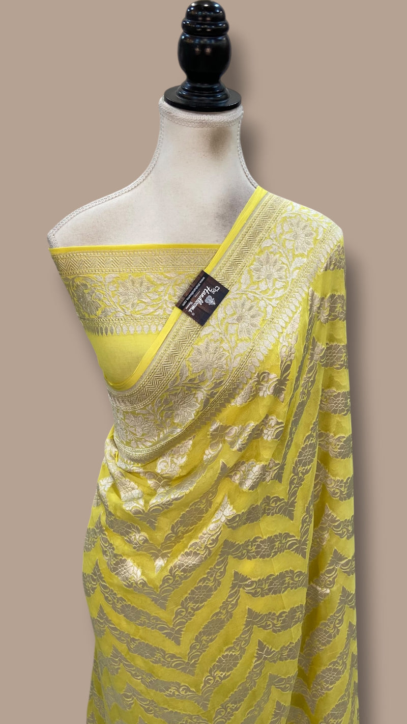 Pure Khaddi Georgette Handloom Banarasi Saree - Silver Zari