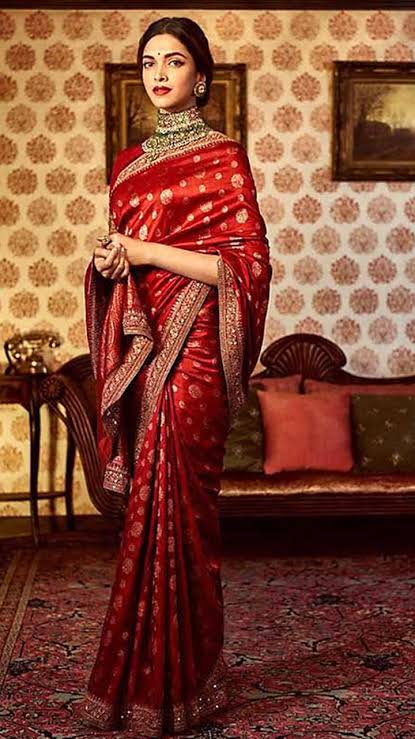 Deepika Padukone in Pure Katan Silk Banarasi Handloom Saree - All Over Motifs - The Handlooms