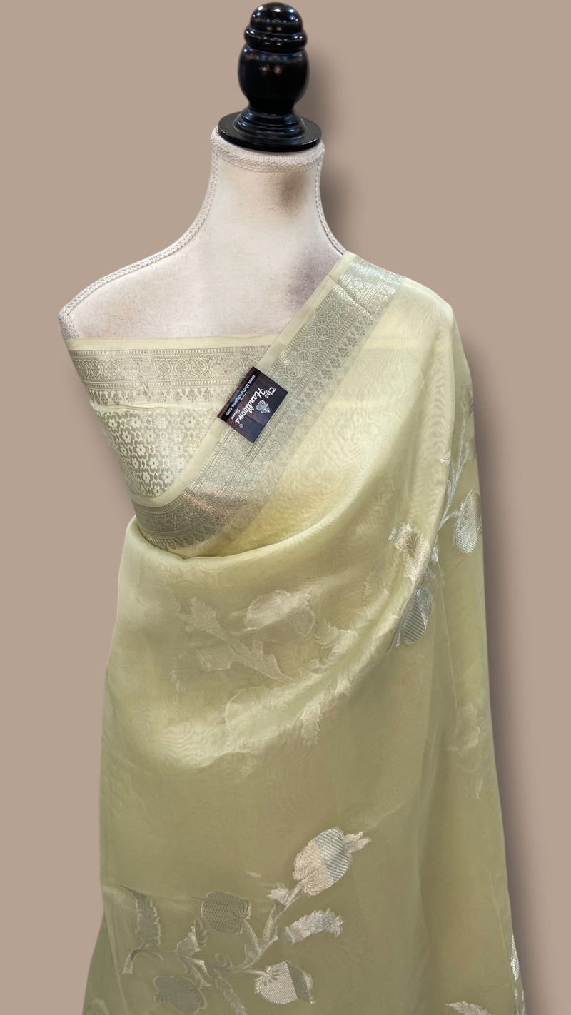 Off-white Pure Kora Handloom Banarasi Saree