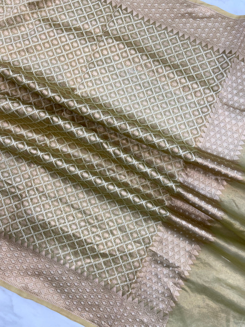 Pure Tissue Reshmi Zari Banarasi Brocade Handloom Dupatta - The Handlooms