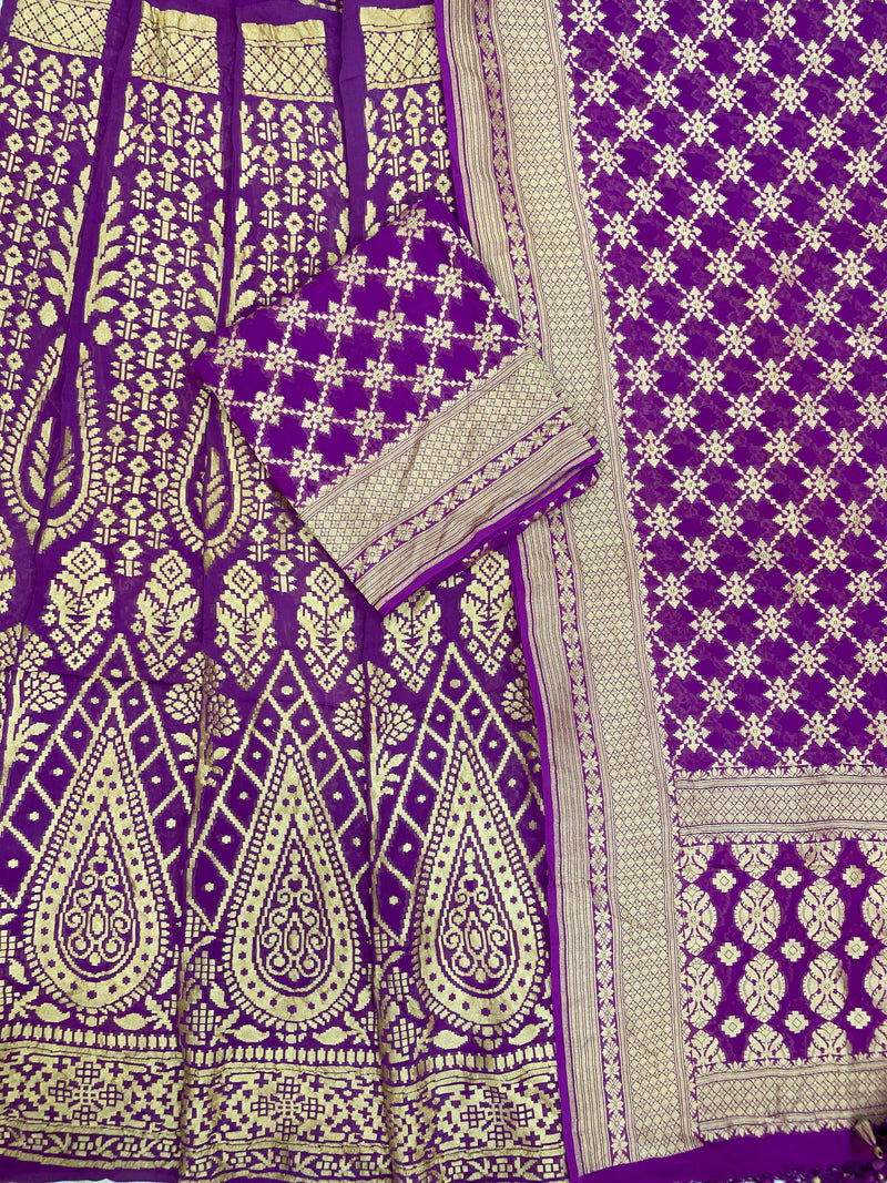 Pure Khaddi Georgette Bandhani Handloom Banarasi Lehenga - The Handlooms