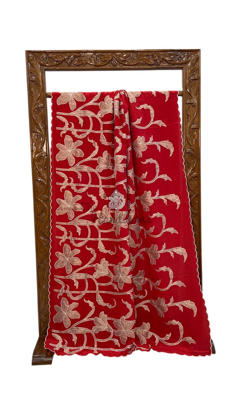 Pure Crepe Silk Handloom Banarasi Saree - Handwork