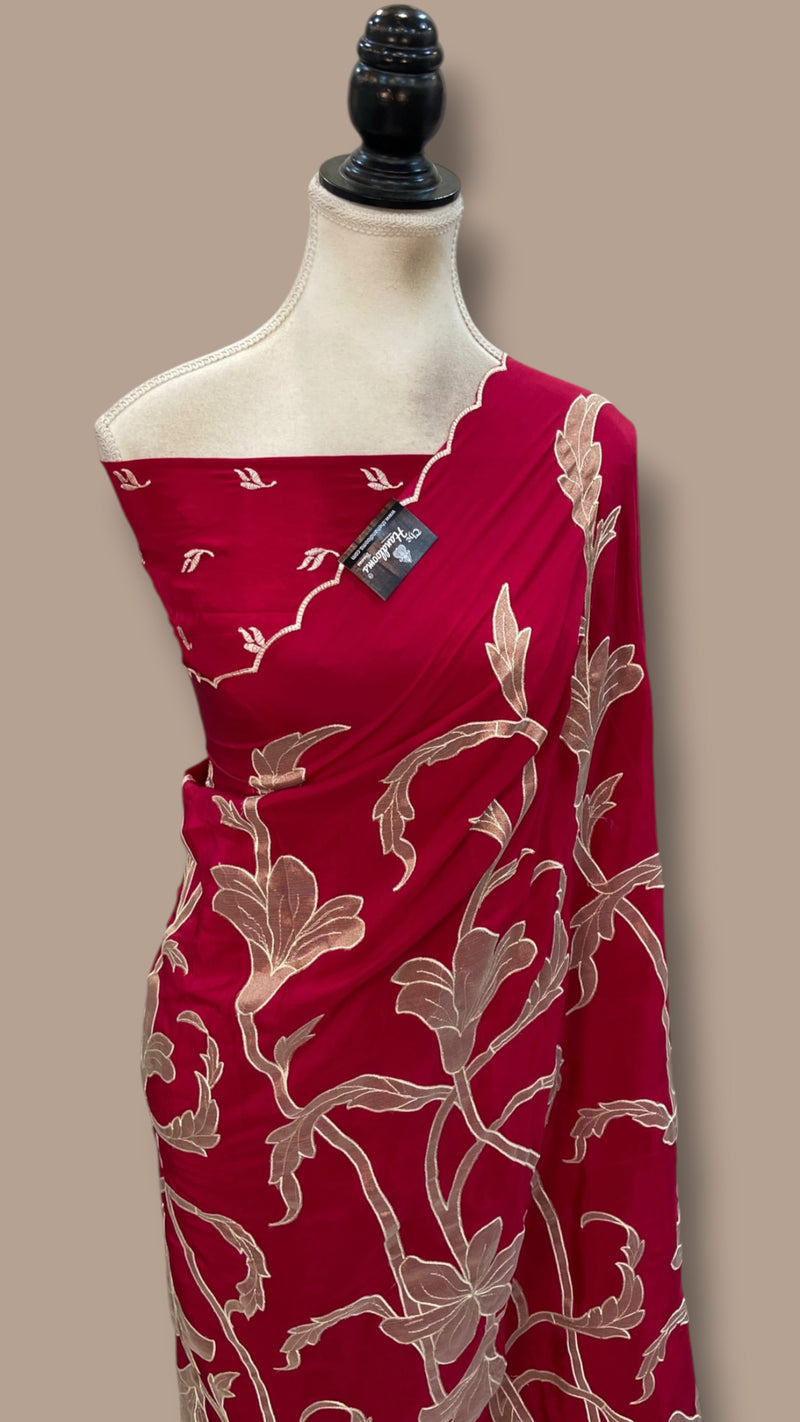 Pure Crepe Silk Handloom Banarasi Saree - Handwork