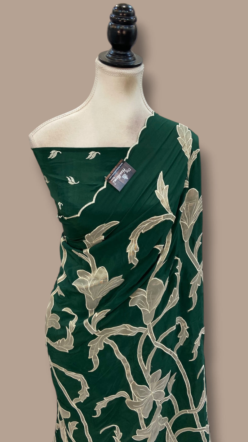 Pure Crepe Silk Handloom Banarasi Saree - Handwork