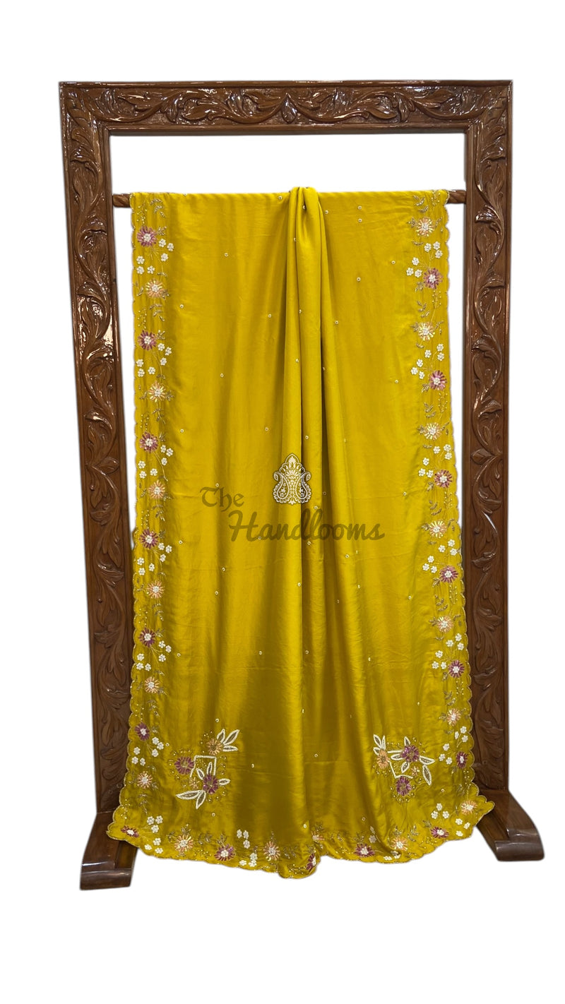 Pure Crepe Silk Handloom Banarasi Saree with Handwork - The Handlooms