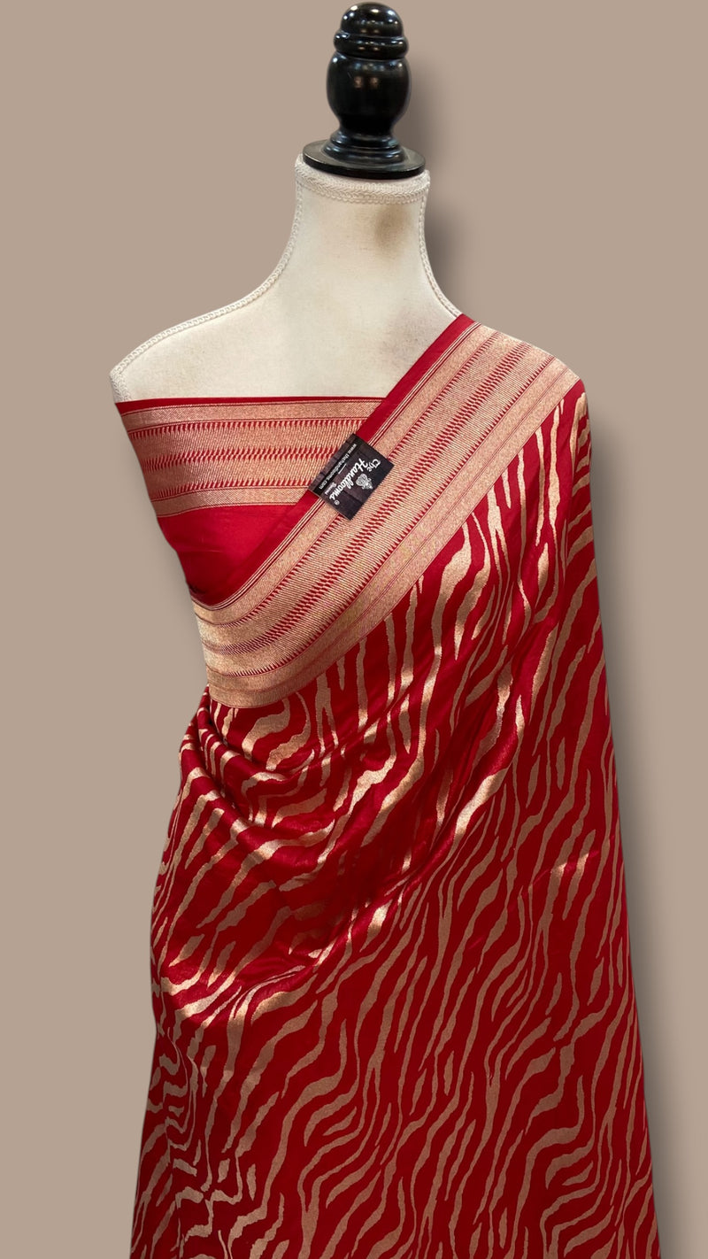 Red Pure Katan Silk Banarasi Handloom Saree - All Over Jaal Work - The Handlooms