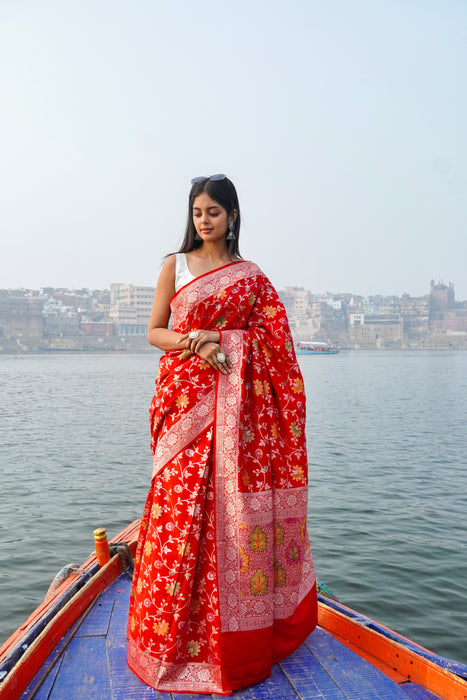 Moonga Georgette Handloom Banarasi Saree - With meenakari