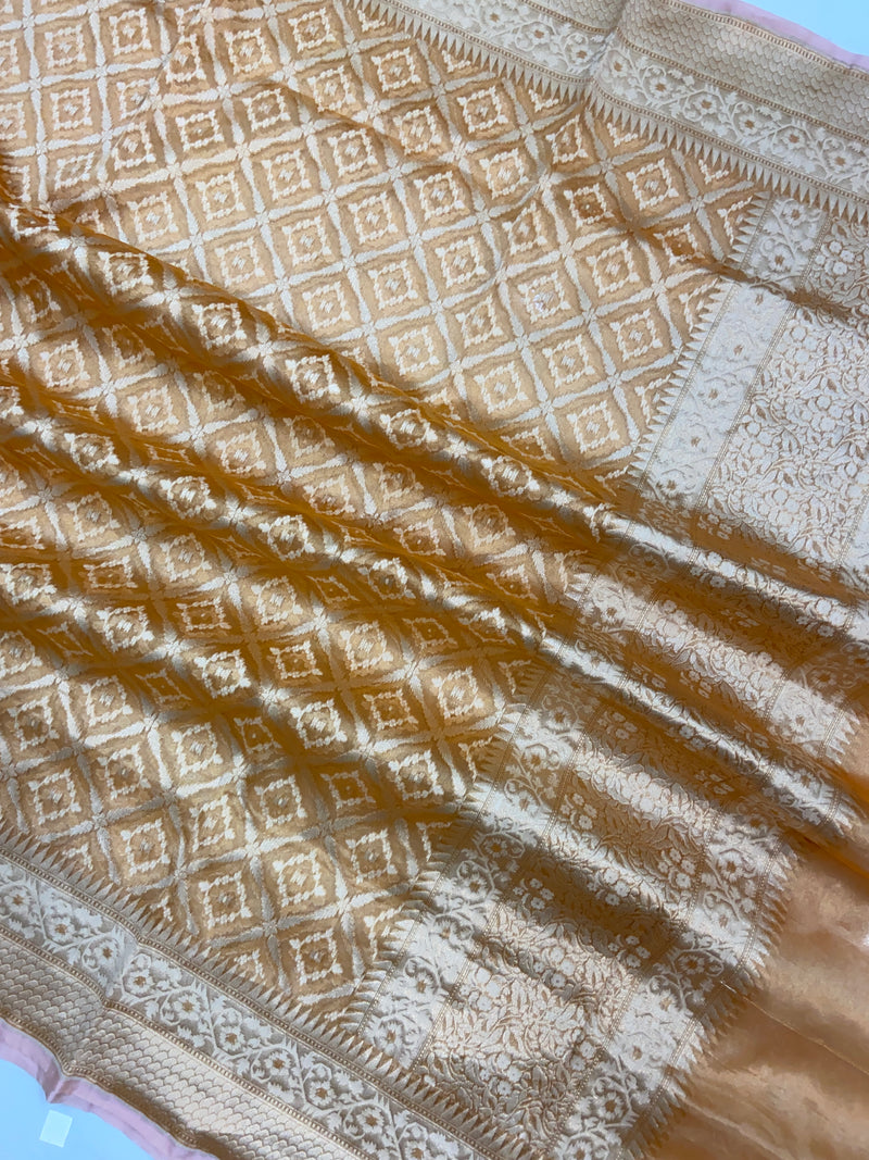 Pure Tissue Reshmi Zari Banarasi Brocade Handloom Dupatta - The Handlooms